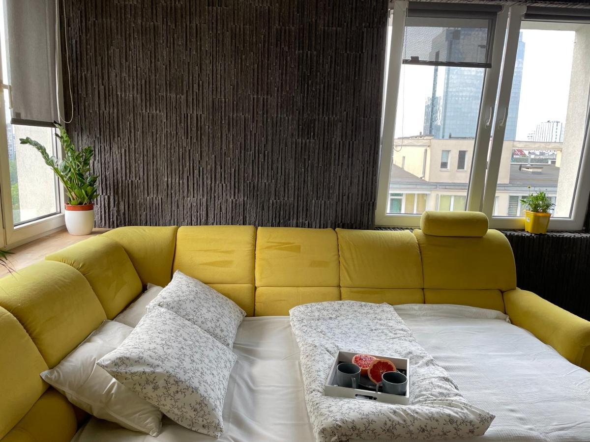 Grey Gucci Apartment City Center Varsóvia Exterior foto